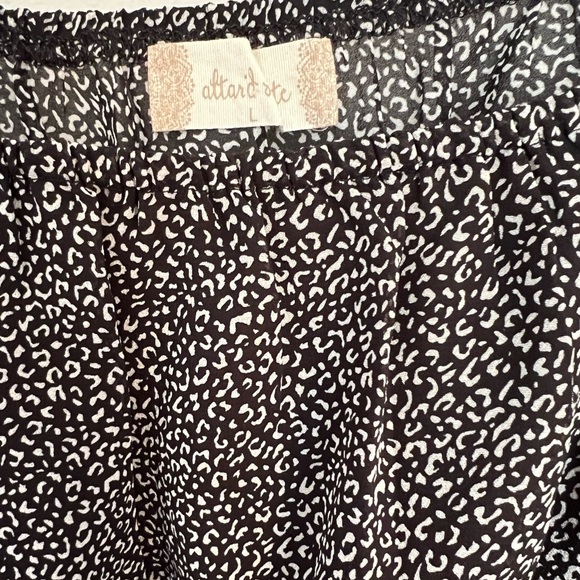 Altar’d State Black and White Anima Print Top - Picture 3 of 4